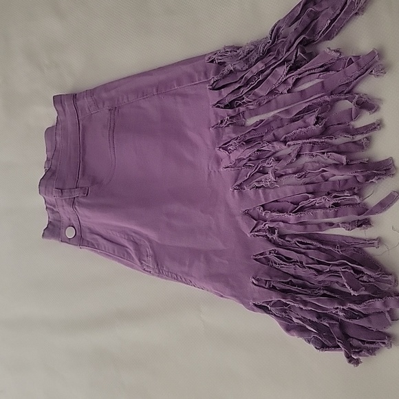 Fringe denim shorts💜 - Picture 8 of 8